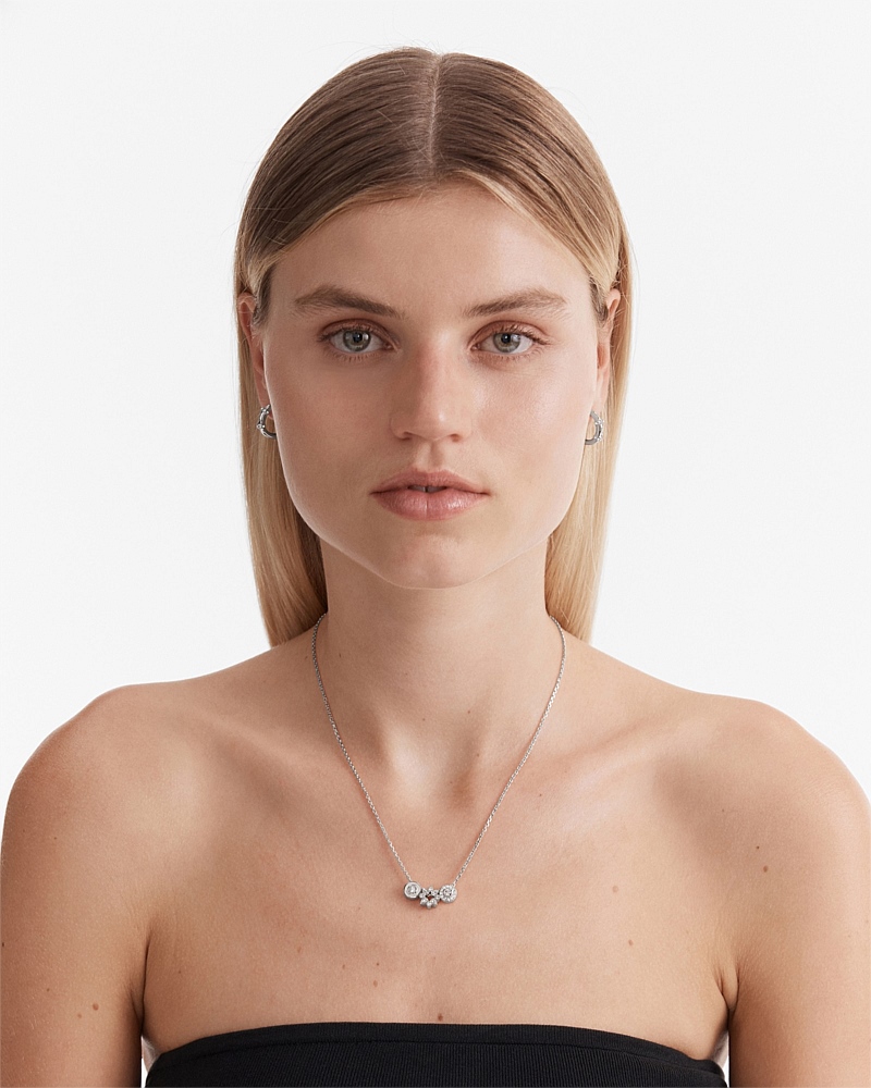 Glitters Necklace
