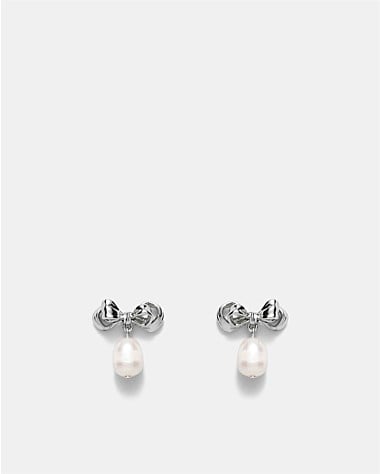 Darcys Bow Pearl Earrings