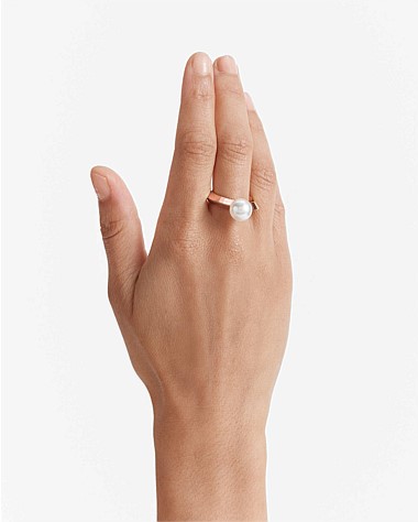 The Edge Pearl Ring