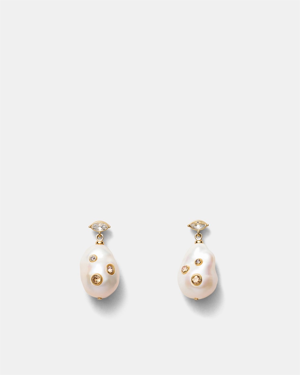 Desire Pearl Earrings