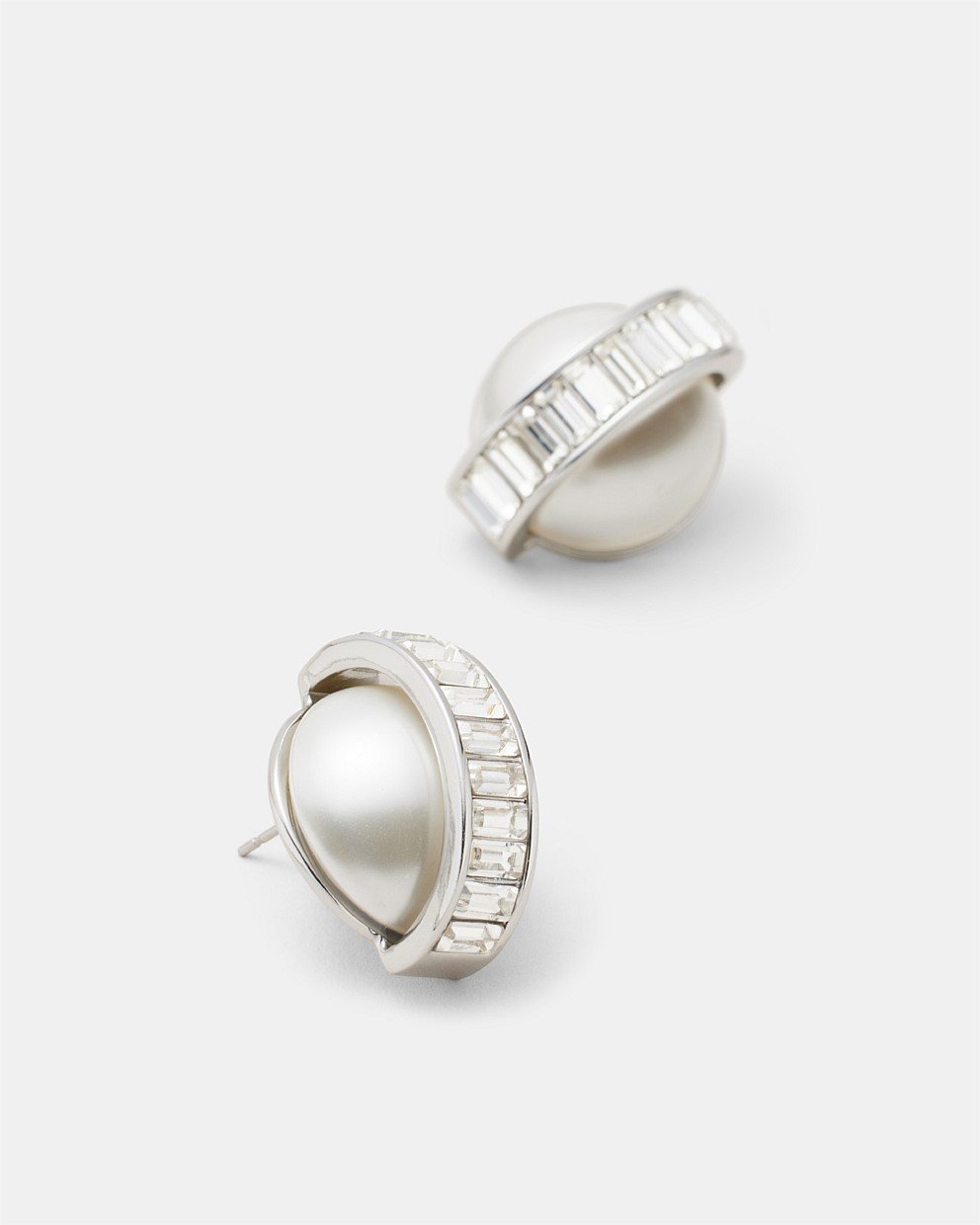 Releve Oversized Pearl Stud Earrings