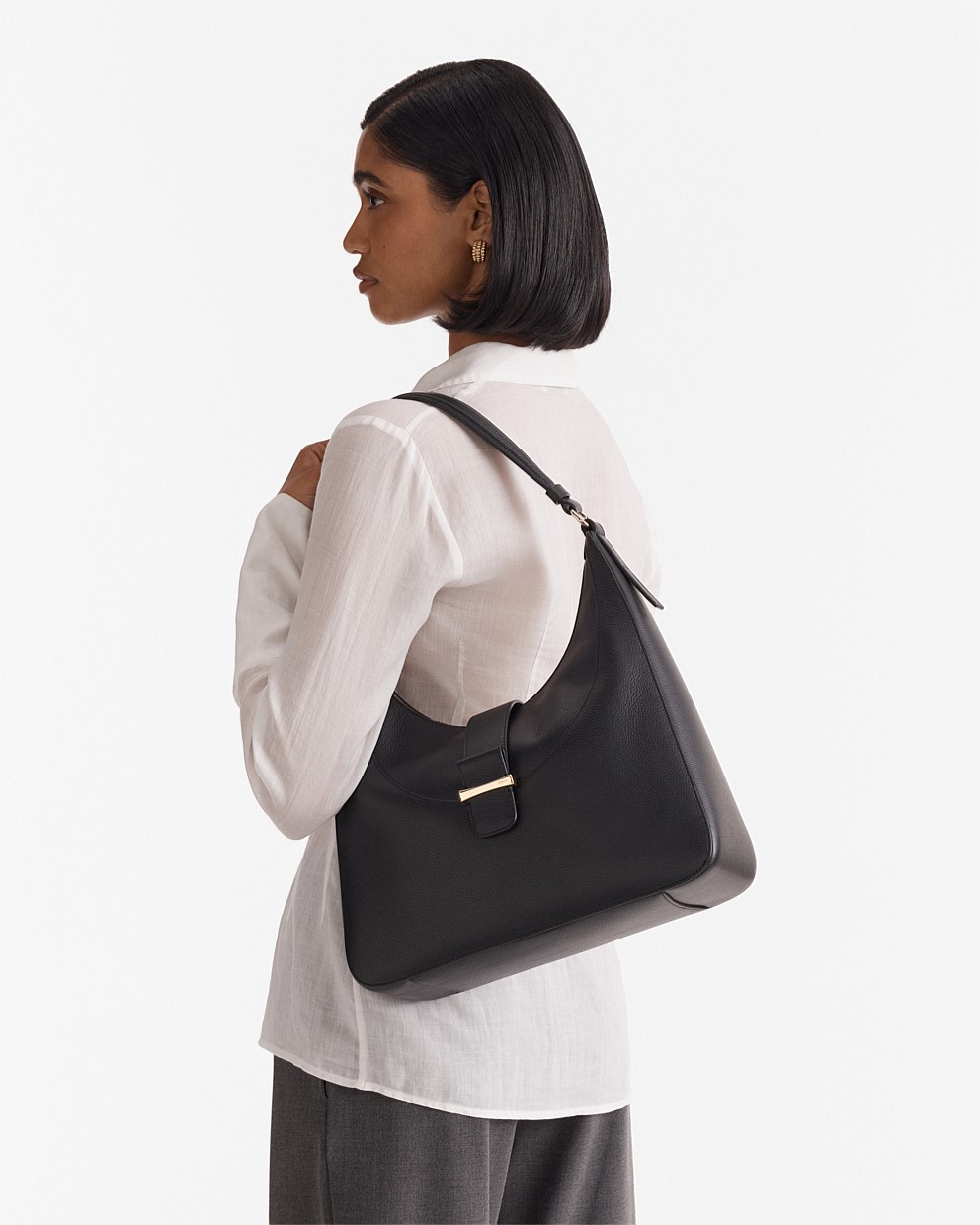 Chelsea Small Hobo Bag