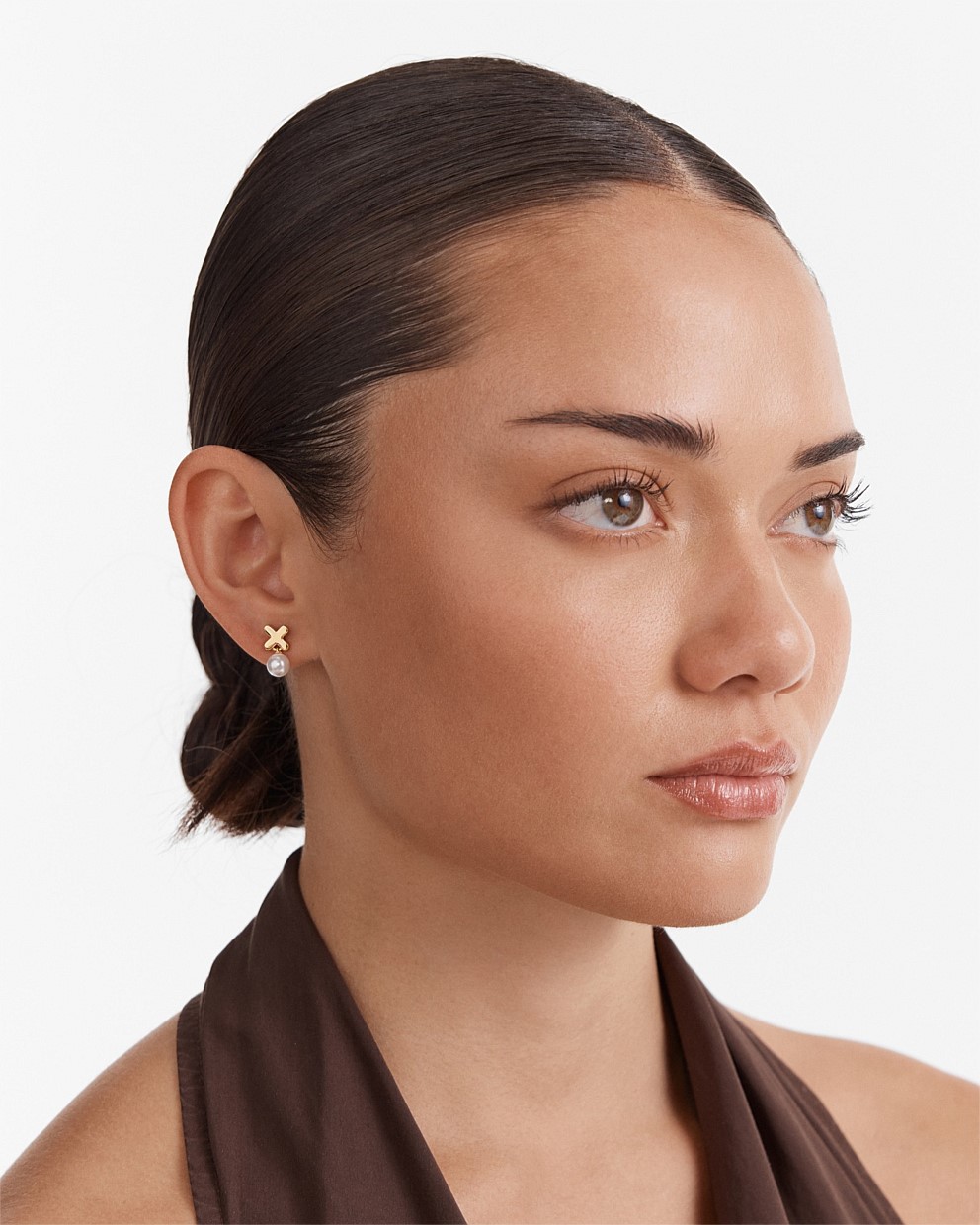 Essense Pearl Stud Earrings