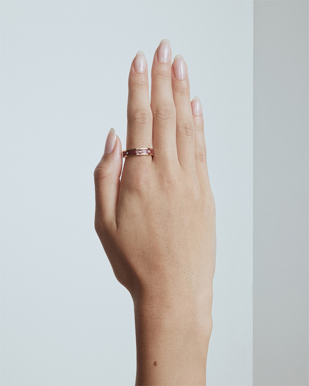 Enamour Ring